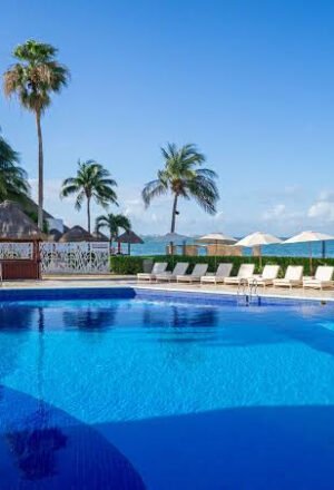 Hotel Ocean View Cancún Arenas 4 días +  paseo en el Barco del Capitan Hook + paseo en catamarán   a Isla Mujeres